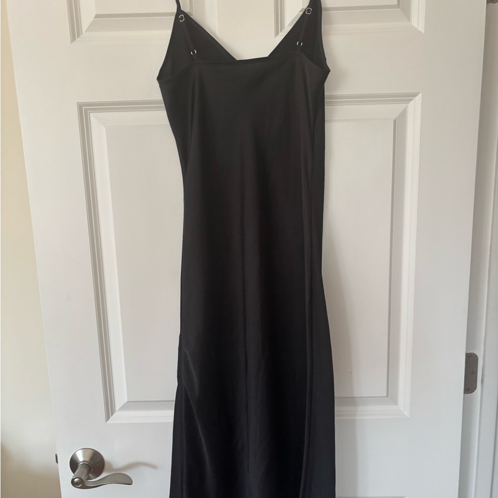 Aritzia Wilfred Strapless Black Dress
